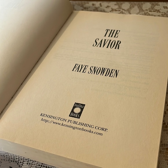 The Savior, Faye Snowden - Picture 3 of 5